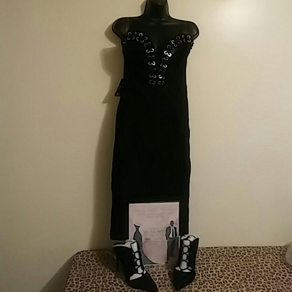 Black strapless dress